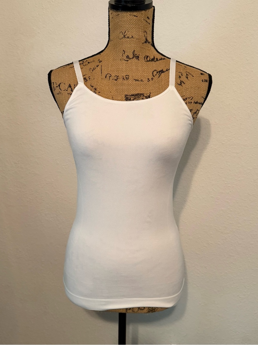 Shapermint scoop neck cami tank in white large